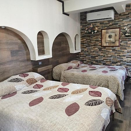Hotel Baeza Delicias Exteriér fotografie