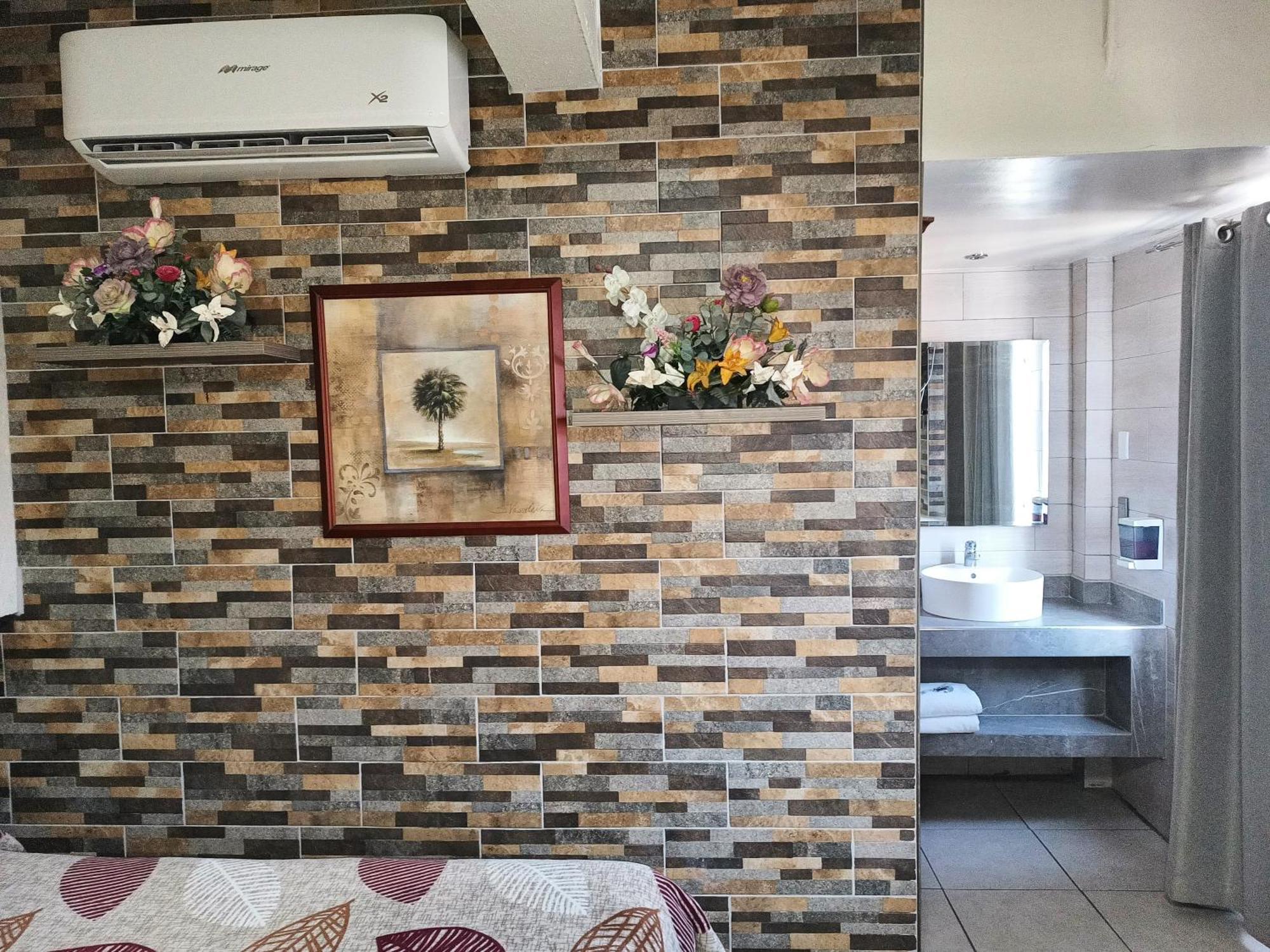 Hotel Baeza Delicias Exteriér fotografie