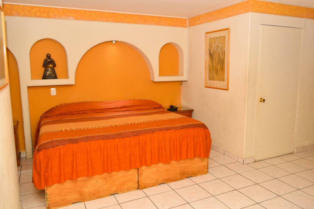 Hotel Baeza Delicias Exteriér fotografie