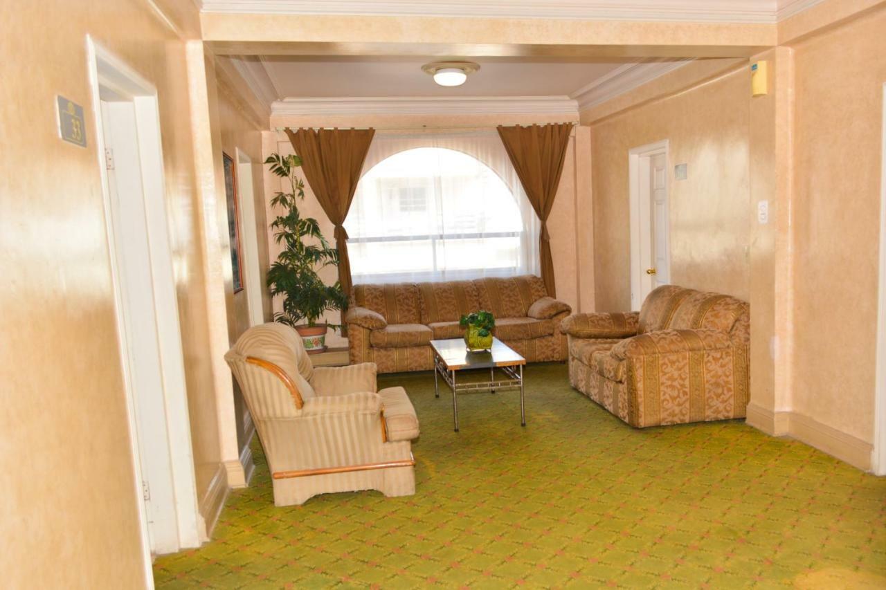 Hotel Baeza Delicias Exteriér fotografie